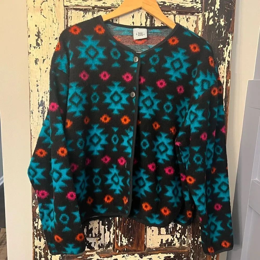 Vintage 80’s David Wayne Southwest Fleece cardigan Jacket. Size L.